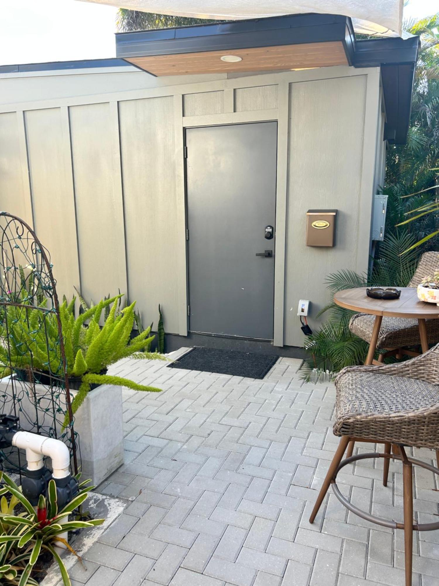 Sweet Tiny Cabin Tampa Bagian luar foto